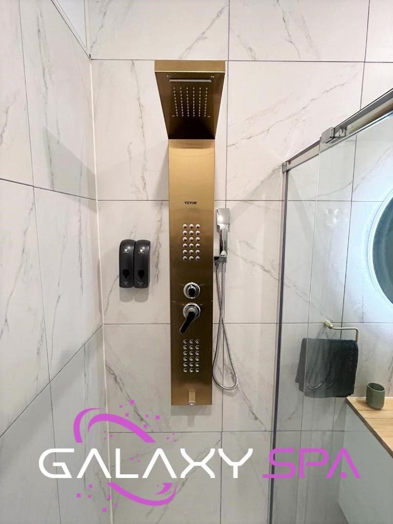 Galaxy Spa - Suite Jupiter Jacuzzi Privatif Champigneulles Esterno foto
