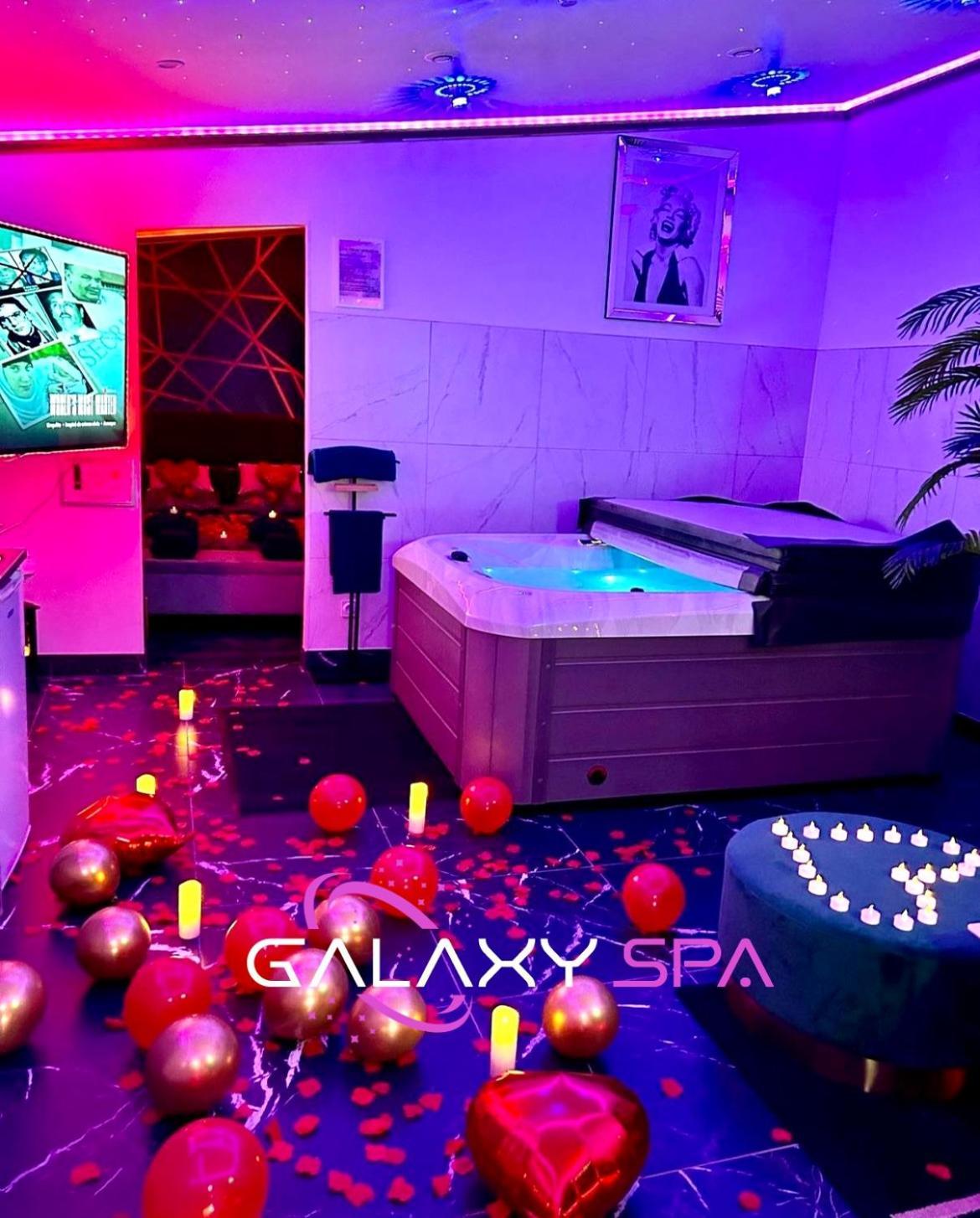 Galaxy Spa - Suite Jupiter Jacuzzi Privatif Champigneulles Esterno foto