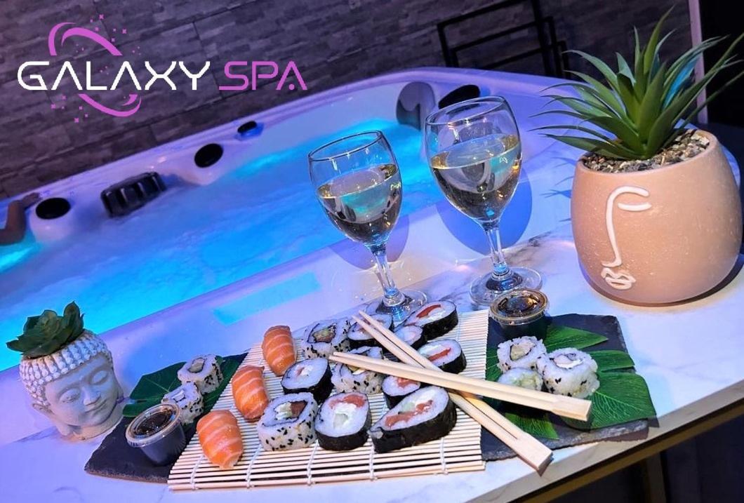 Galaxy Spa - Suite Jupiter Jacuzzi Privatif Champigneulles Esterno foto