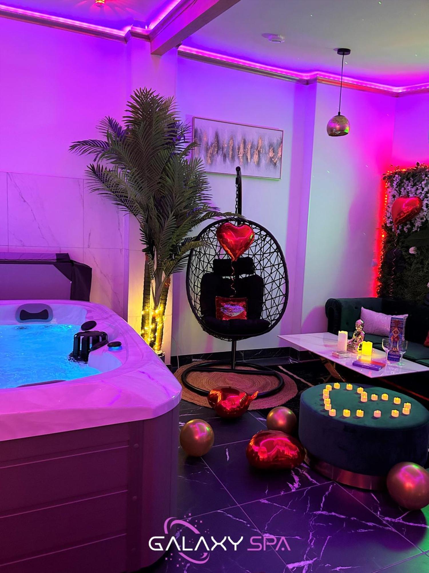 Galaxy Spa - Suite Jupiter Jacuzzi Privatif Champigneulles Esterno foto
